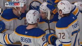 Jack Quinn place Buffalo en avant avec son 1er des séries