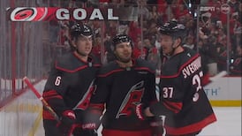 Qui d'autre que Stankoven? Les Hurricanes en contrôle