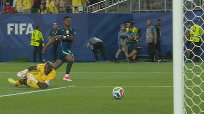Vinicius met le point d'exclamation sur une 1re demie dominante