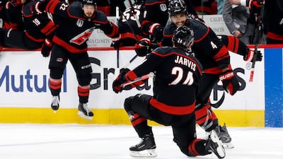 Golden Knights 3 - Hurricanes 4 (Prolongation)