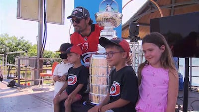 William Carrier ramène encore la Coupe Stanley dans son patelin
