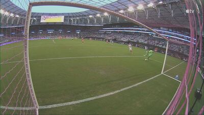 À ses débuts en MLS, Lewandowski assiste à la gaffe de l'année