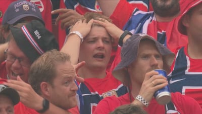 La Norvège frappe à la 3e minute, mais c'est hors-jeu!