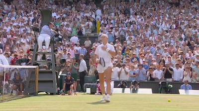 Muchova résiste à la poussée de Gauff